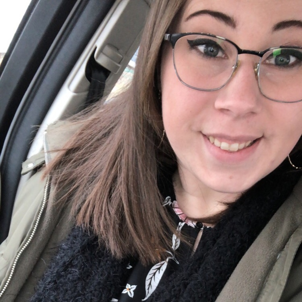 Meet your Posher, Kelly